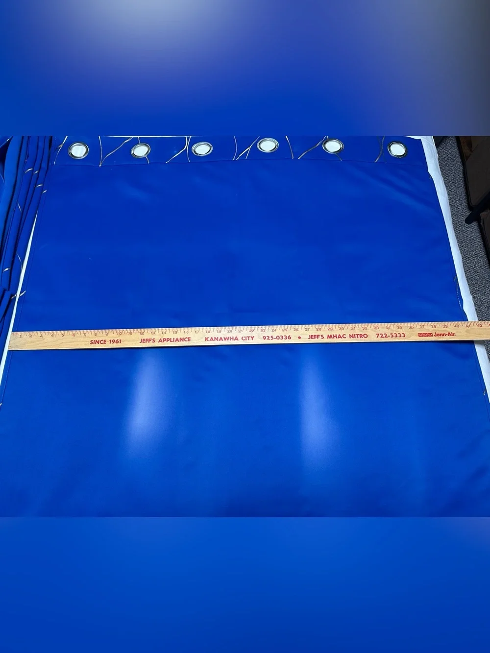 Deconovo Blue Wave Pattern Grommet Curtain Panel Set with solid valances.
